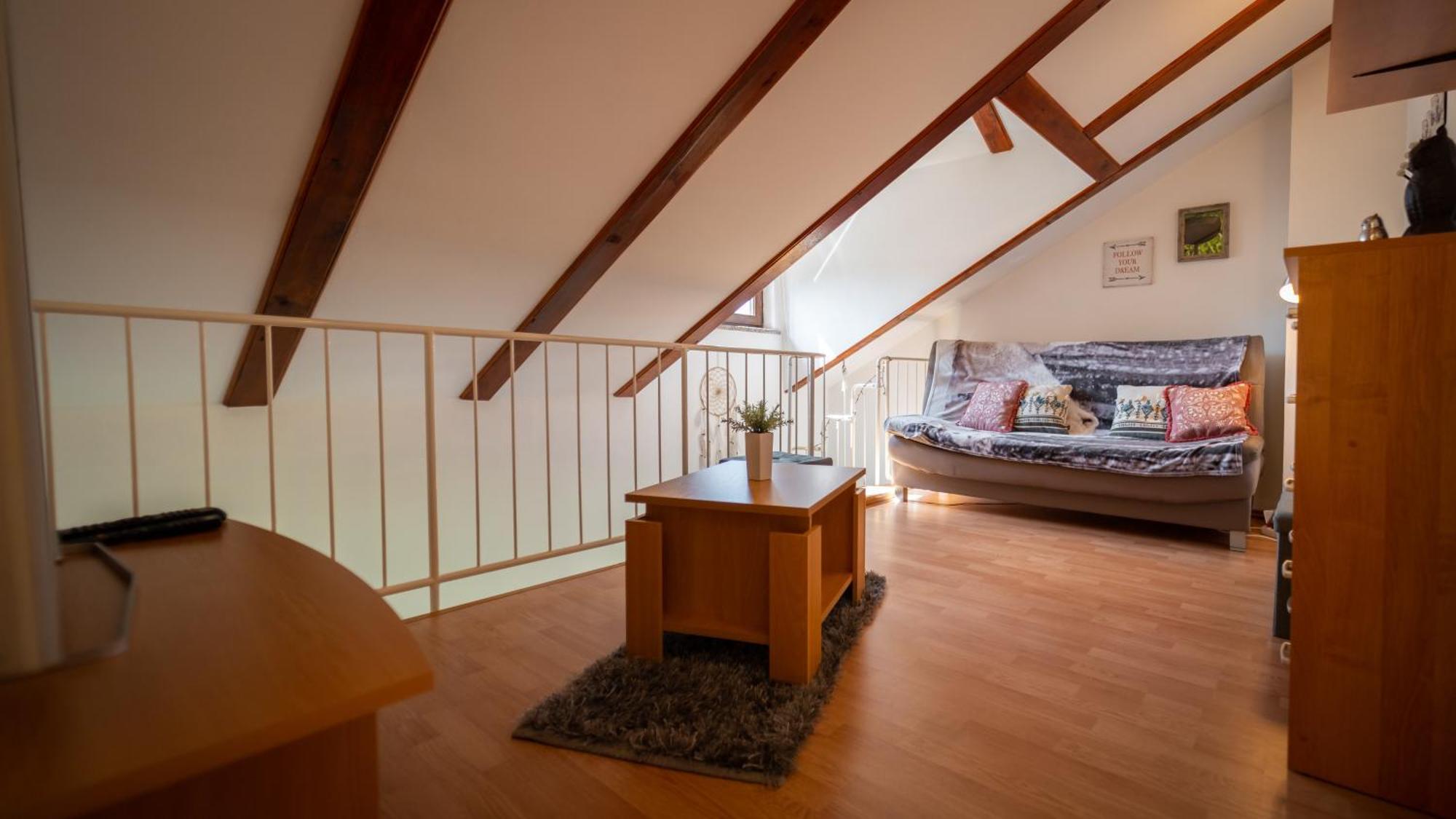 Specious Apartment Manitu In Forest Countryside Fužine Kültér fotó
